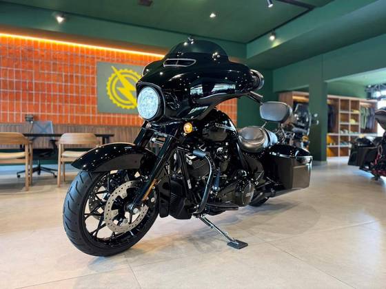 HARLEY-DAVIDSON STREET GLIDE SPECIAL HARLEY-DAVIDSON STREET GLIDE SPECIAL
